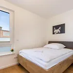 Apartment-ernst 핀슈터발데