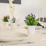 Apartment-ernst Apartment