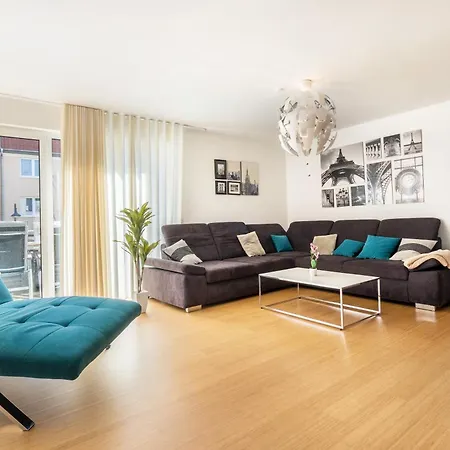 Apartment-ernst *